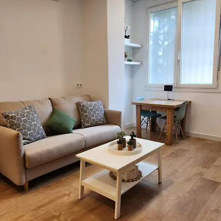 Minimalist Loft Space Διαμέρισμα